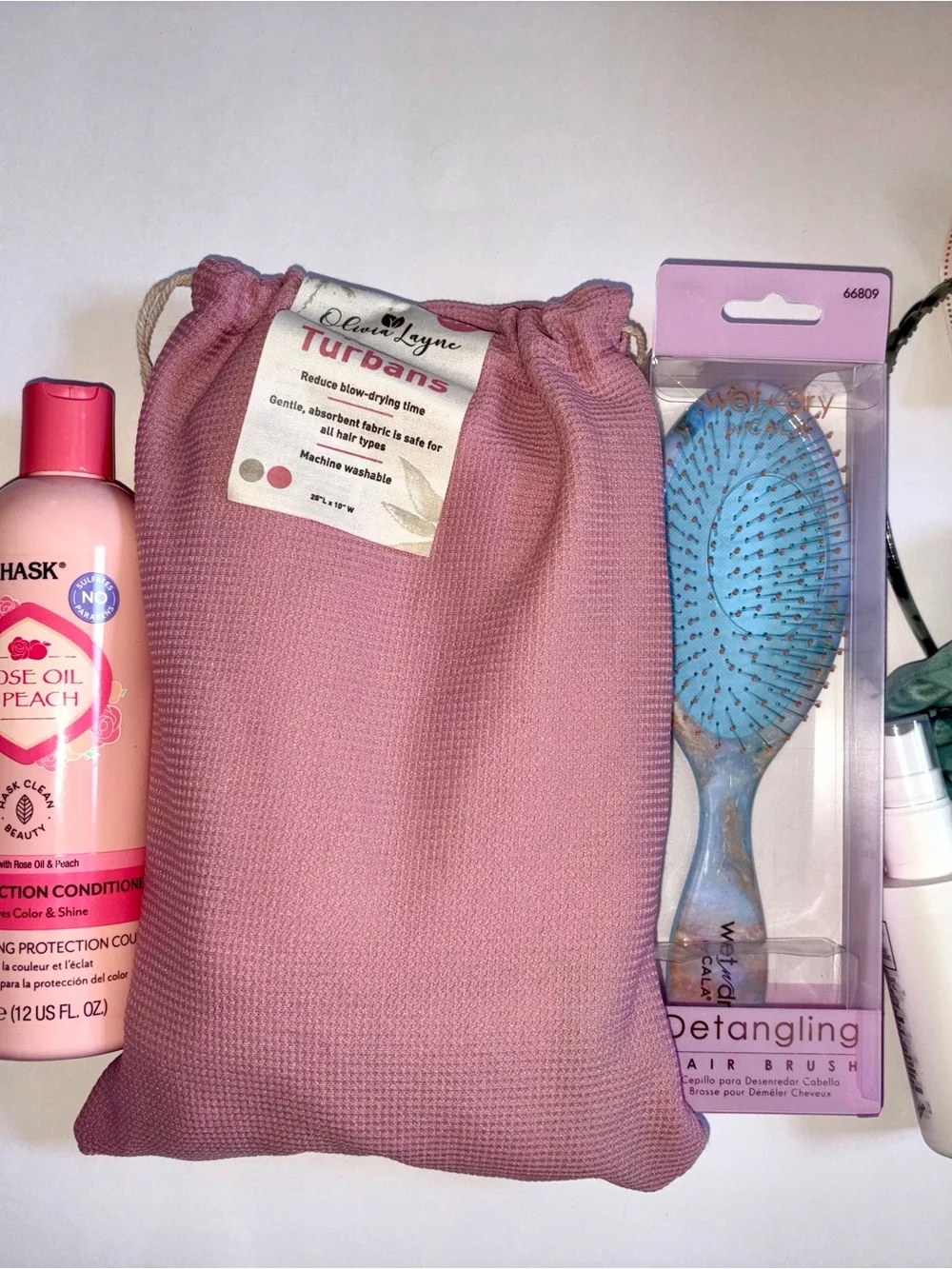 Hair Set: Cala Detangling Brush, Blossom Conditioning Wash, Hask Conditioner Etc